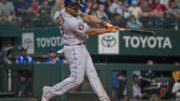 MLB roundup: Astros slug 5 homers, sweep Rangers