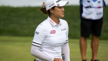 Minjee Lee beats Charley Hull in playoff for Kroger Queen City title