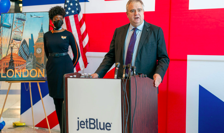 JetBlue CEO Robin Hayes retiring; Joanna Geraghty to be 1st woman CEO at major US carrier
